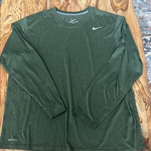 Nike Men's Green Dri-FIT Shirt size men's xl